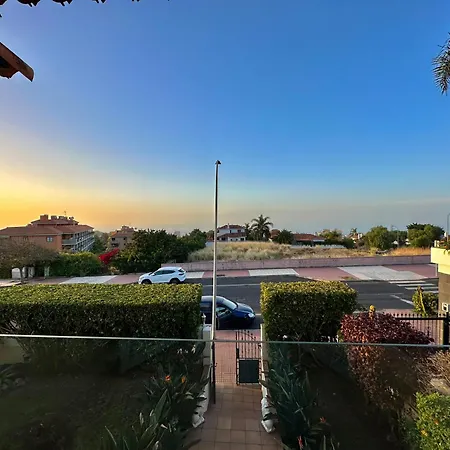 Paradise בית נופש *